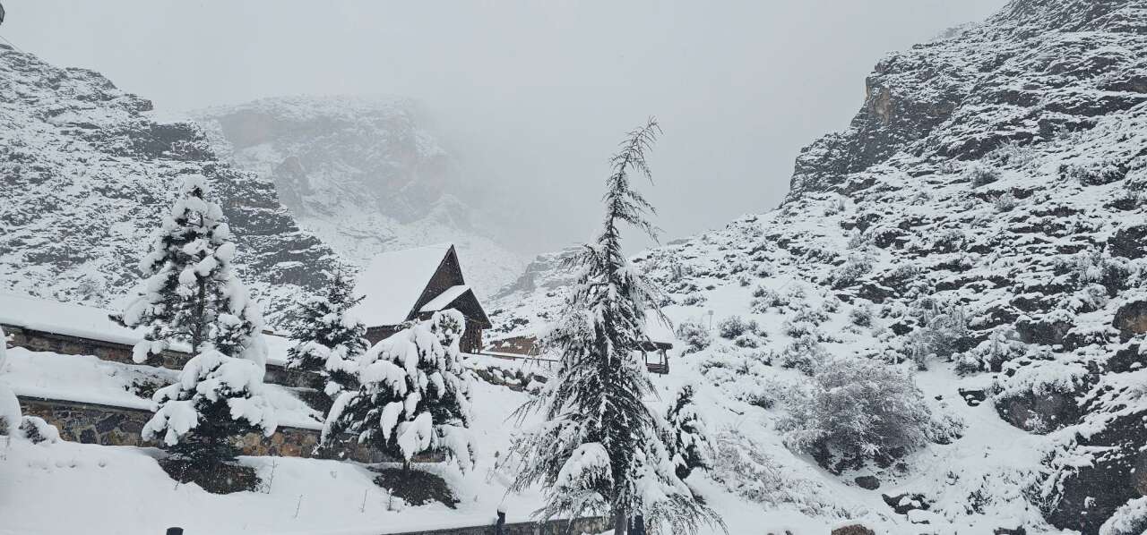 Konya’da kar kalınlığının 1 metreye yaklaştığı ilçe şölen sunuyor 40